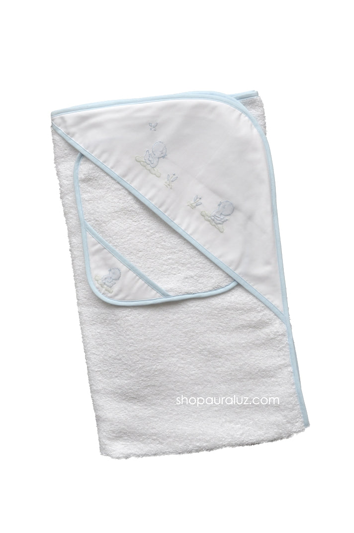 Auraluz Towel/washcloth set...White with blue binding and embroidered ducks