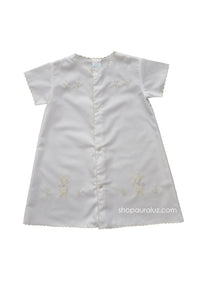 Auraluz Day Gown..White with yellow scallops and embroidered giraffe